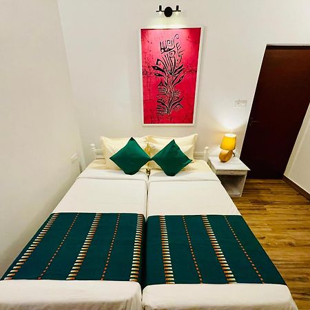 Ayur Ayur White Sail Villa Dalupotha エクステリア 写真